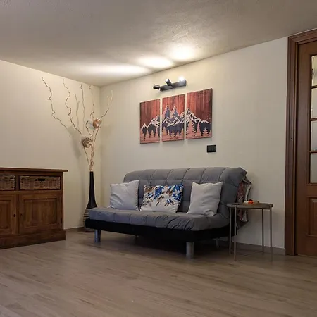 Scoiattolo Apartment *